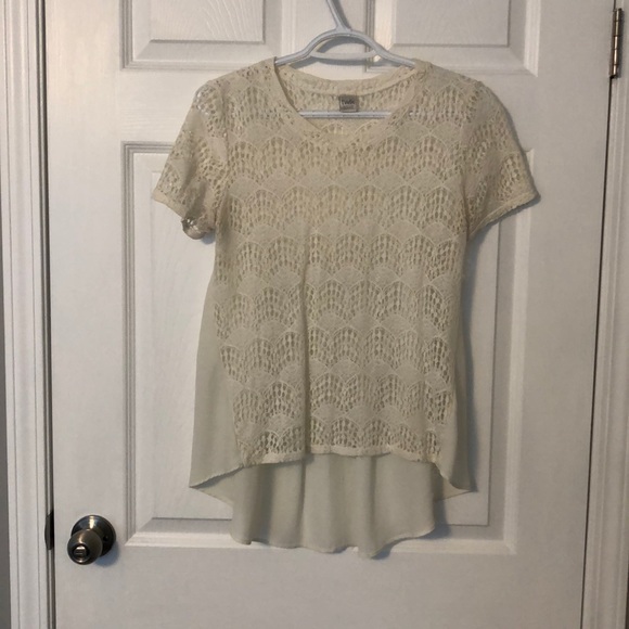 Beige lace t-shirt - Picture 2 of 5